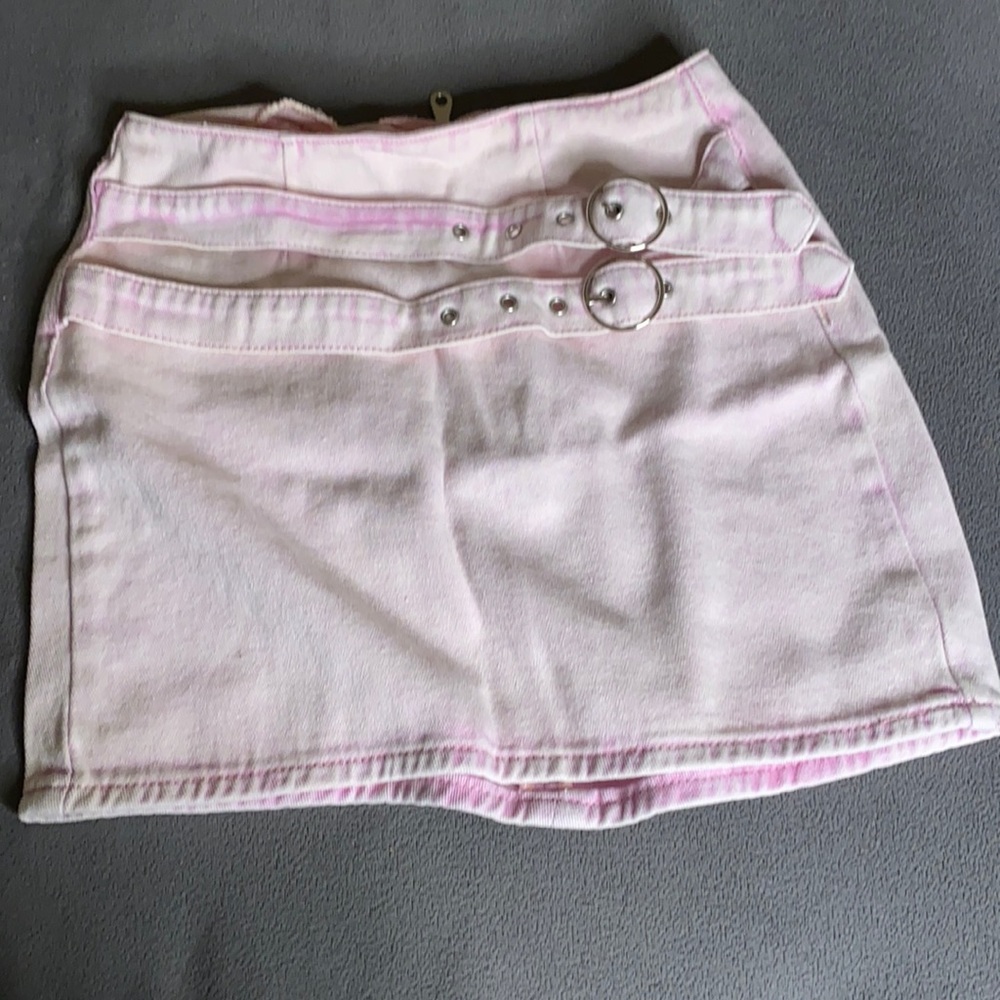 Never been worn cute skirt!!